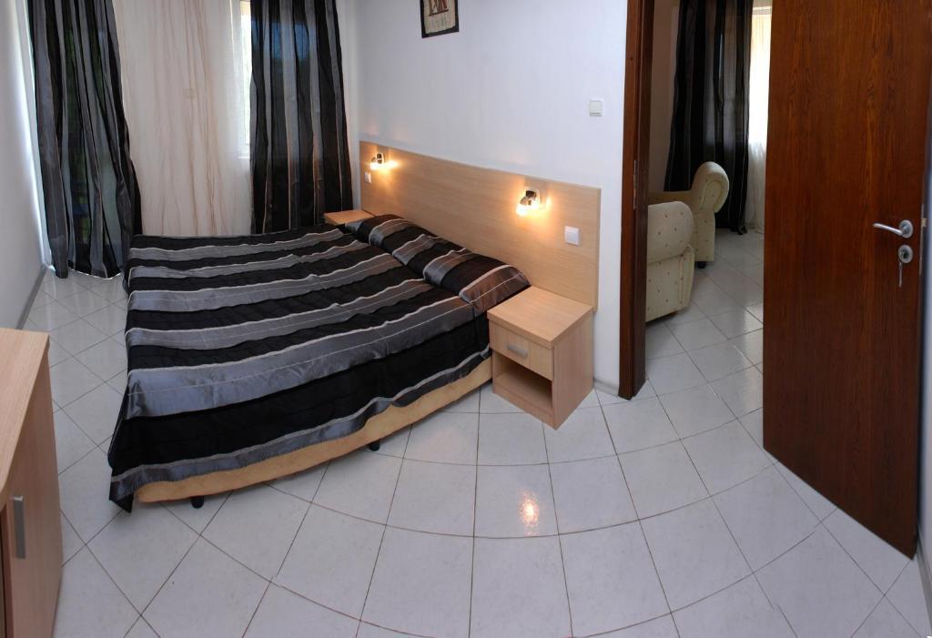 קיטן Rilena Hotel חדר תמונה